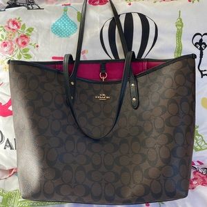 Coach Tote